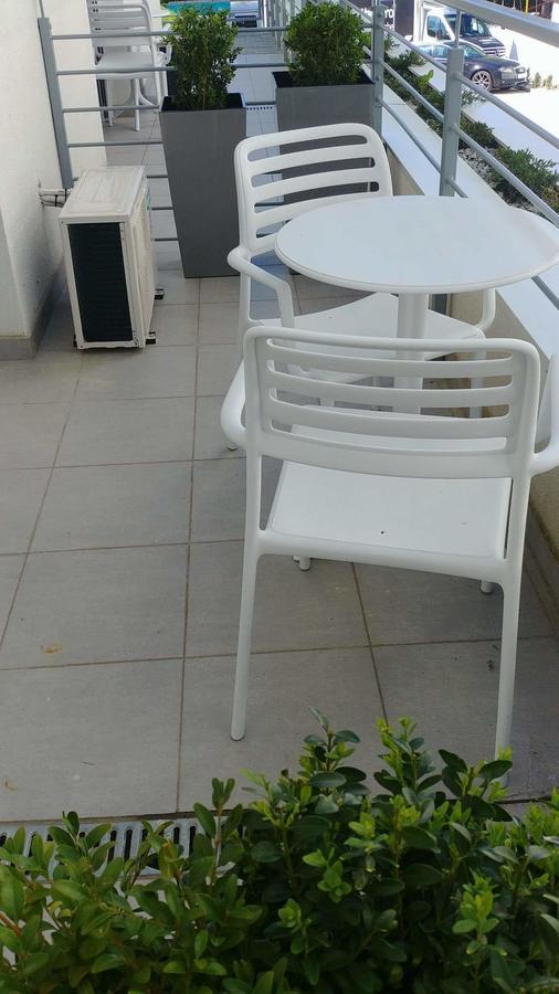 Holiday Home Baltic Z Antresola I Balkonem Przy Plazy Miedzyzdroje Kültér fotó